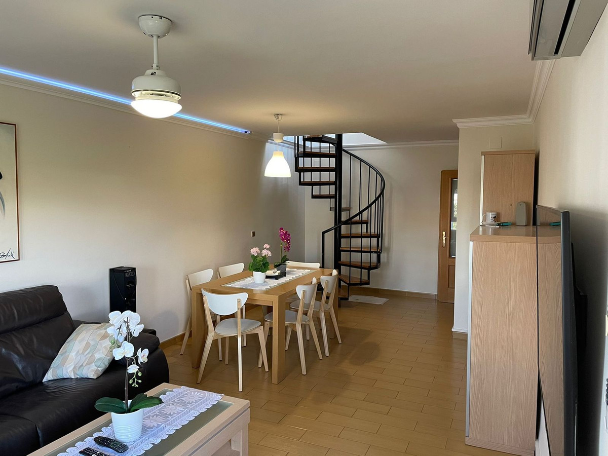 https://cdn.resales-online.com/public/7rg1k5rn6p/properties/88c1ef4d068411eda97d0217bc231ef4/w1200/1-7980e48d732b6fc85c14b43b94d2aa54.jpg?v=1658145641