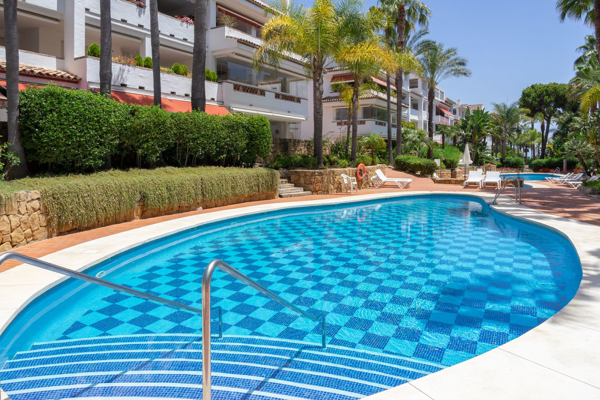 https://cdn.resales-online.com/public/y2bix7xo8m/properties/07168f6e247411edad230217bc231ef4/w1200/1-7980e48d732b6fc85c14b43b94d2aa54.jpg?v=1661435829