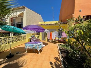 https://cdn.resales-online.com/public/tvd64zcaq6/properties/0b48100a2da011edad230217bc231ef4/w1200/2-5bd7b9d04b45e33852eaf0ec6670150d.jpg?v=1662443692