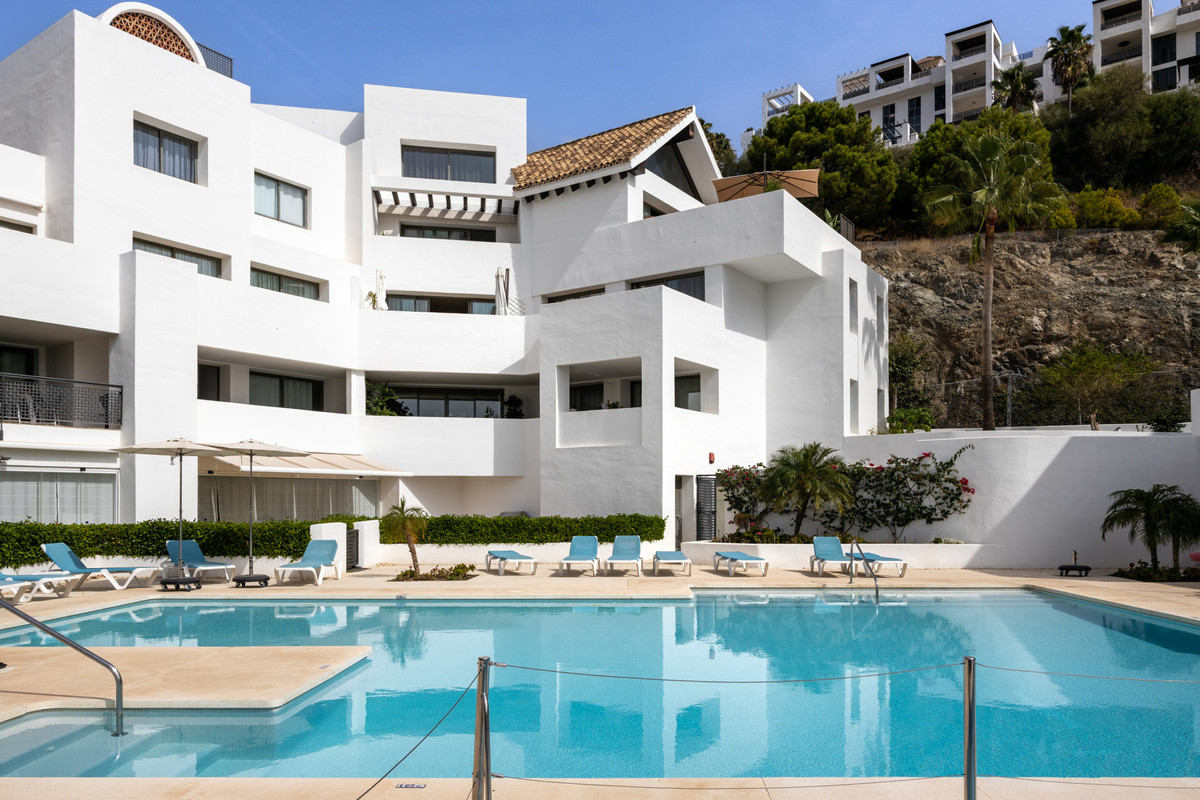 https://cdn.resales-online.com/public/6u5vbuh1hk/properties/70ca638b542b11ed98460217bc231ef4/w1200/1-7980e48d732b6fc85c14b43b94d2aa54.jpg?v=1666681707