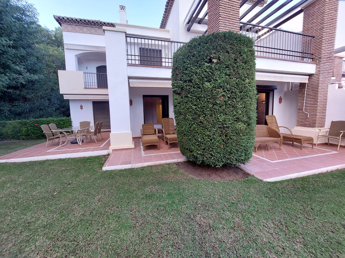 https://cdn.resales-online.com/public/nta0ullcs5/properties/3debc31c675011ed98460217bc231ef4/w1200/1-7980e48d732b6fc85c14b43b94d2aa54.jpg?v=1668869816