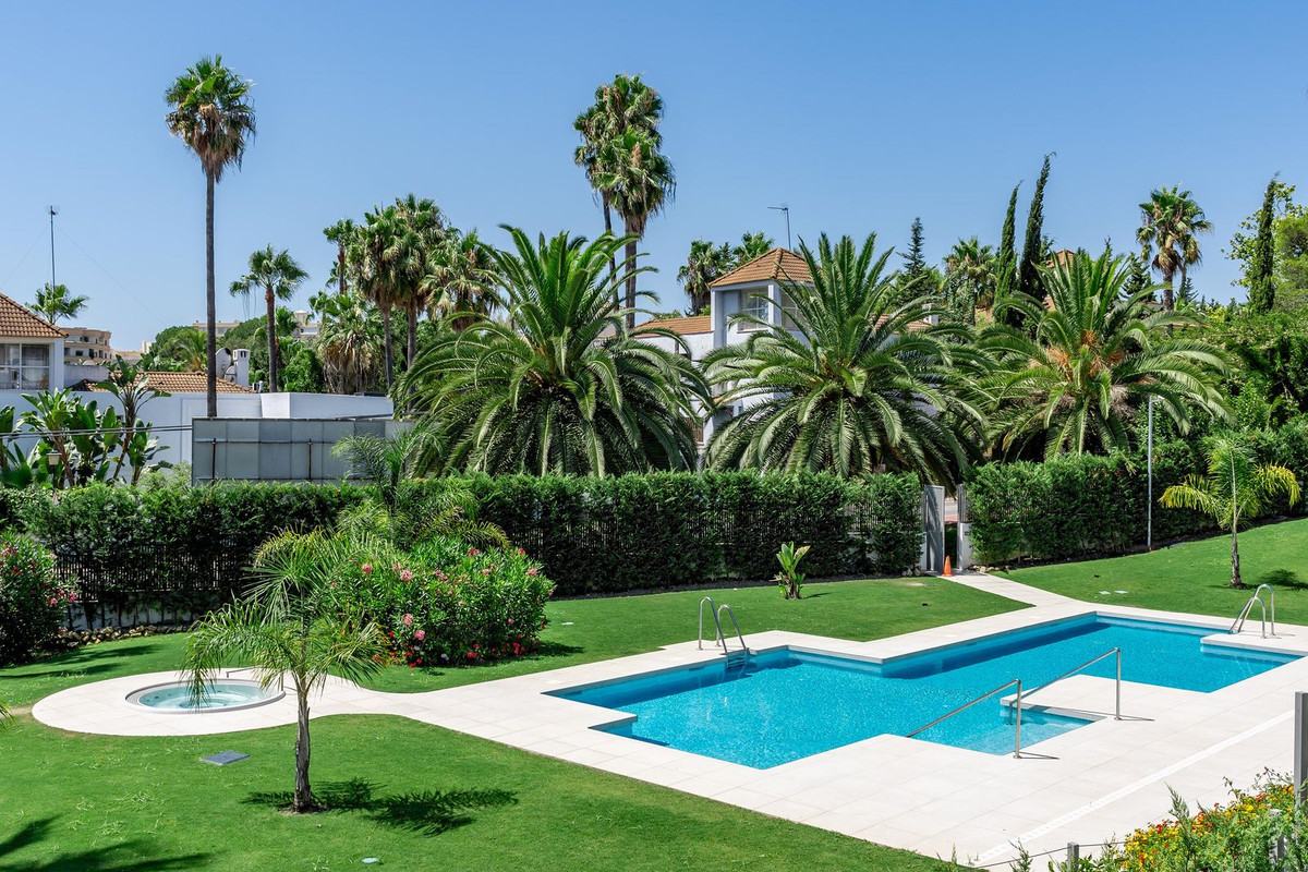 https://cdn.resales-online.com/public/6ki077c9c0/properties/5e540499673611ed98460217bc231ef4/w1200/23-79897b85162c6a486c7a4d1eb46924dd.jpg?v=1669022108