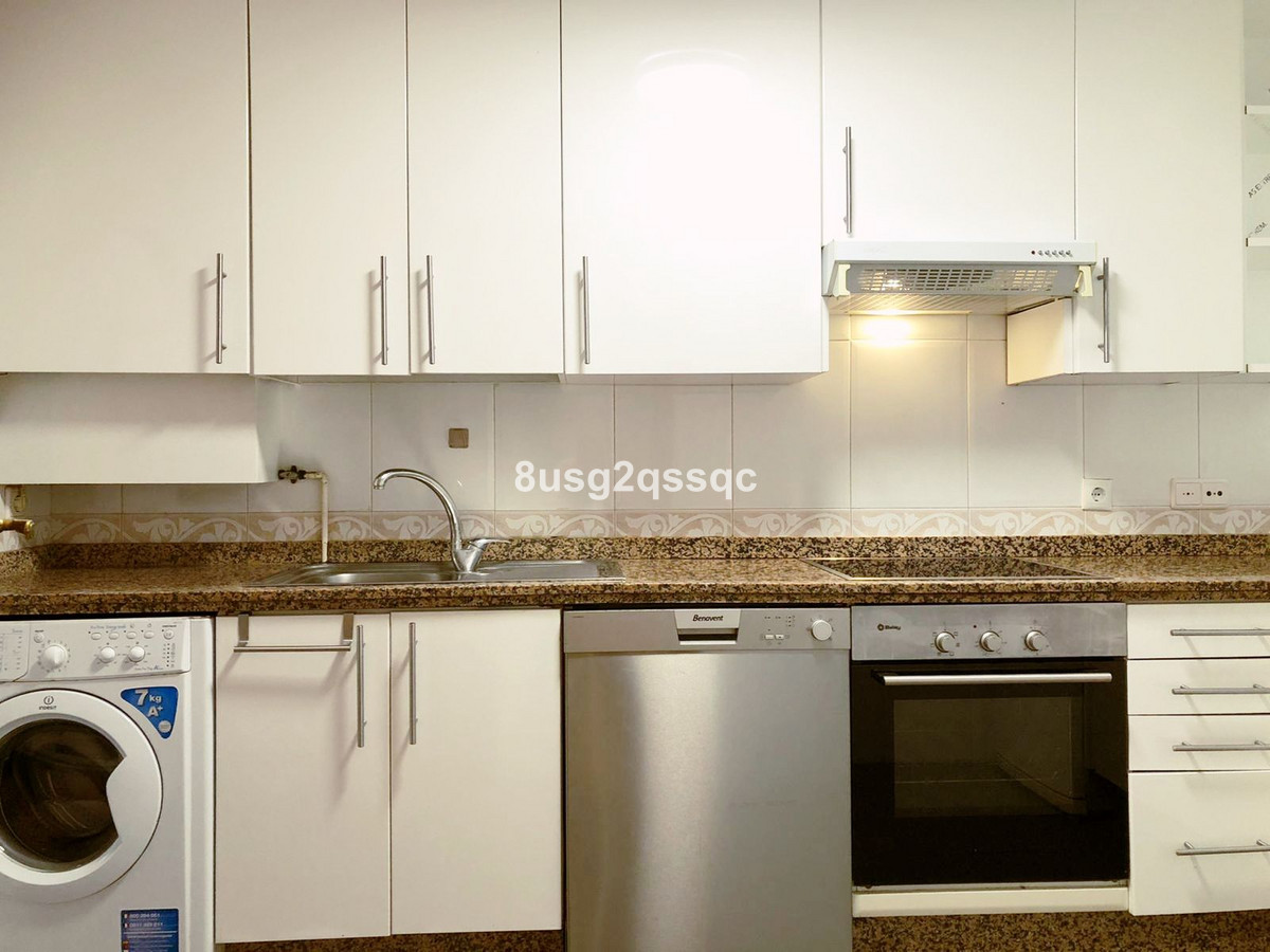 https://cdn.resales-online.com/public/8usg2qssqc/properties/bb7972c99bd911eda53f0217bc231ef4/w1200/2-5bd7b9d04b45e33852eaf0ec6670150d.jpg?v=1674756887