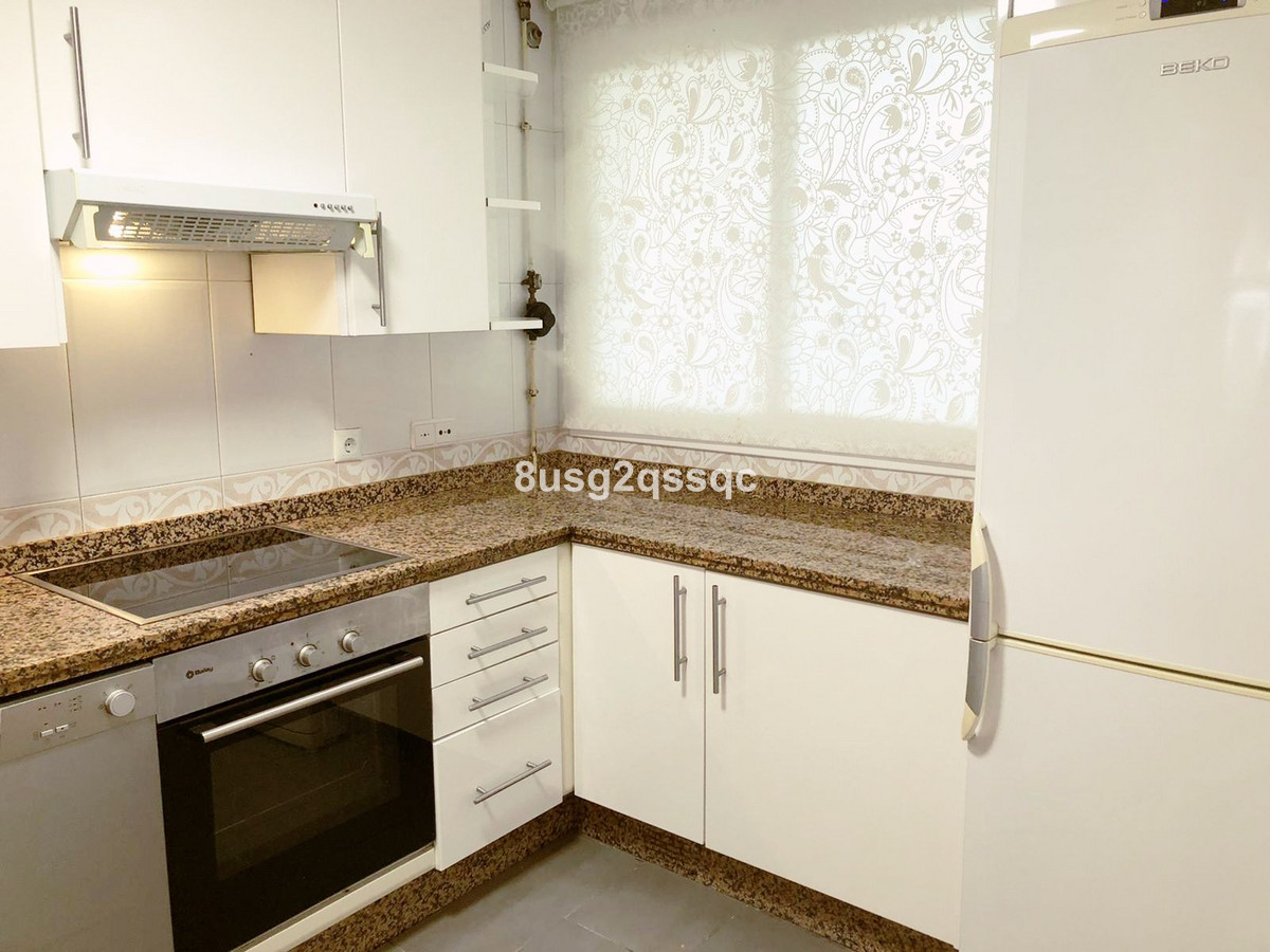 https://cdn.resales-online.com/public/8usg2qssqc/properties/bb7972c99bd911eda53f0217bc231ef4/w1200/15-11d12f2f454f2f5e9b981fdd8b901d51.jpg?v=1674756887