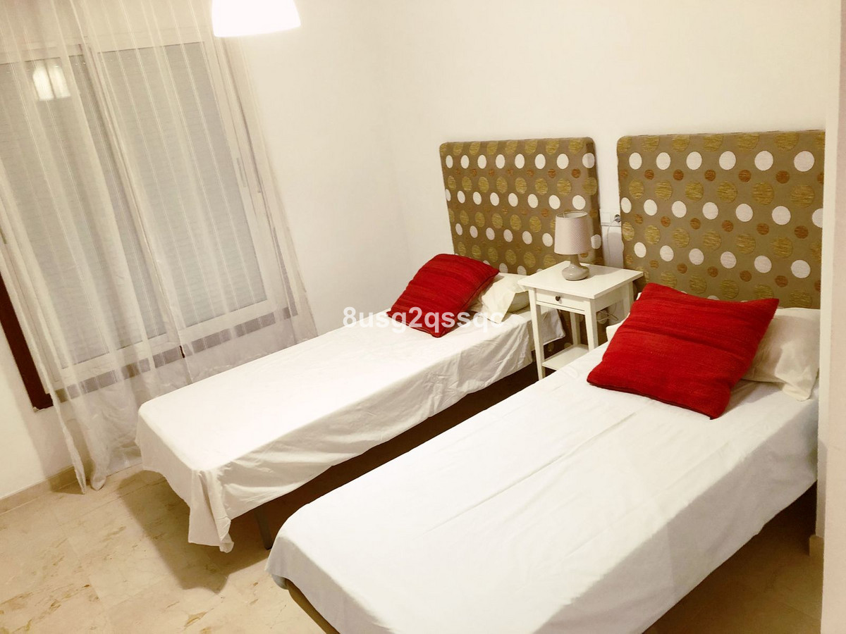 https://cdn.resales-online.com/public/8usg2qssqc/properties/bb7972c99bd911eda53f0217bc231ef4/w1200/30-5e8634ec9576c9ad4825a6dec5b5d375.jpg?v=1674756887