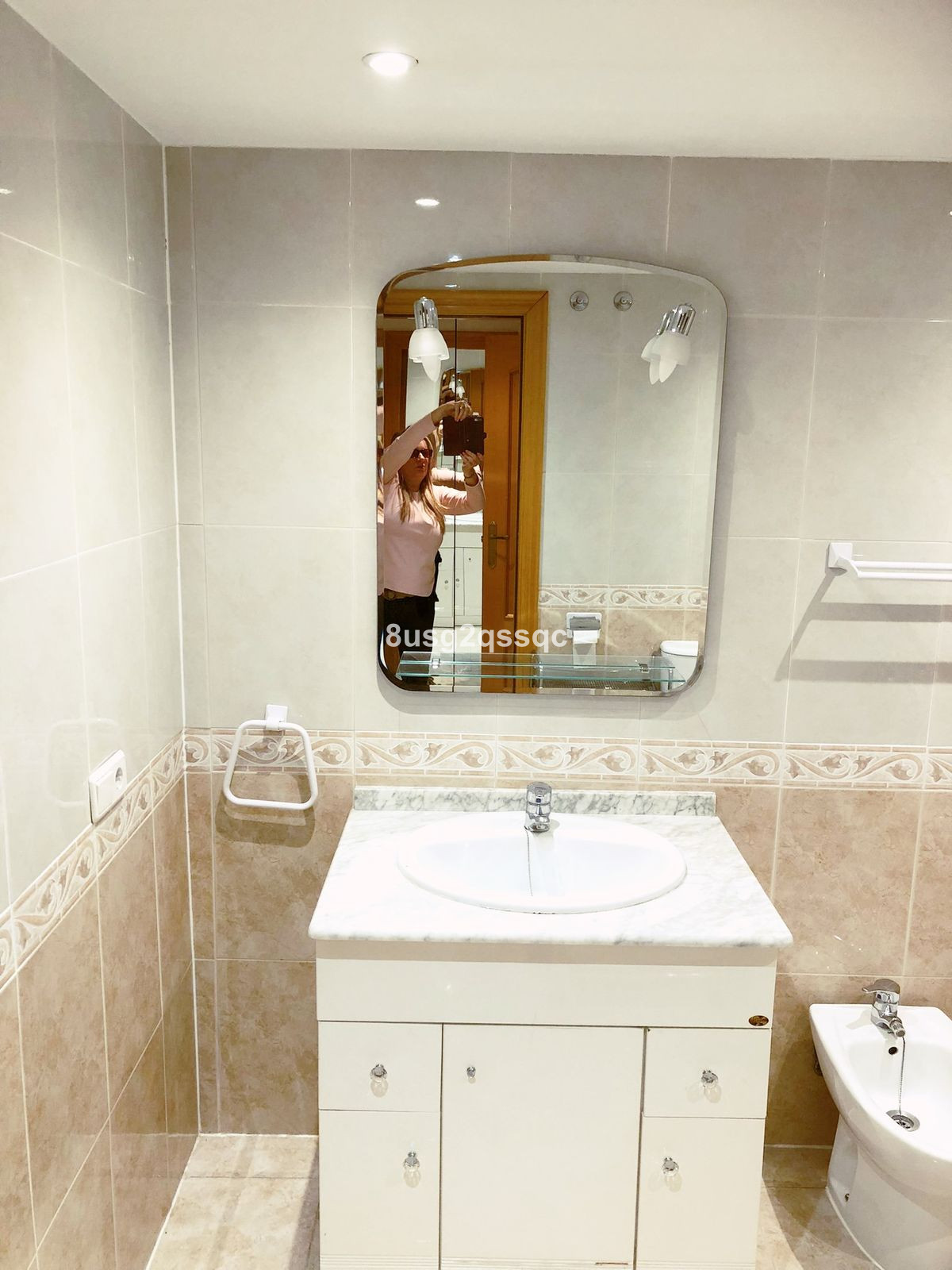 https://cdn.resales-online.com/public/8usg2qssqc/properties/bb7972c99bd911eda53f0217bc231ef4/w1200/34-2e8657844e540eba0189d71f472ffca9.jpg?v=1674756887