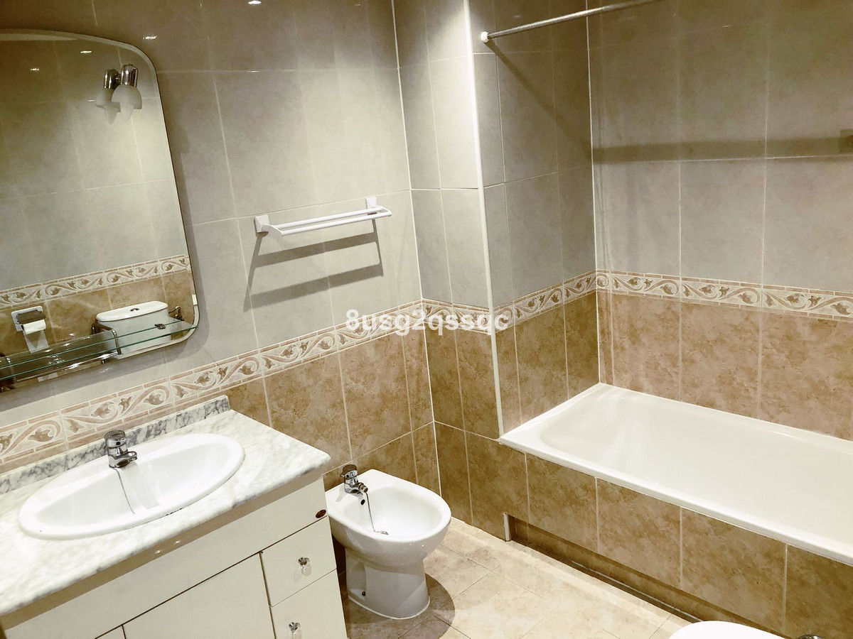 https://cdn.resales-online.com/public/8usg2qssqc/properties/bb7972c99bd911eda53f0217bc231ef4/w1200/58-f216ef5a4348ce69a3d78ee72f4b3bc2.jpg?v=1674756887