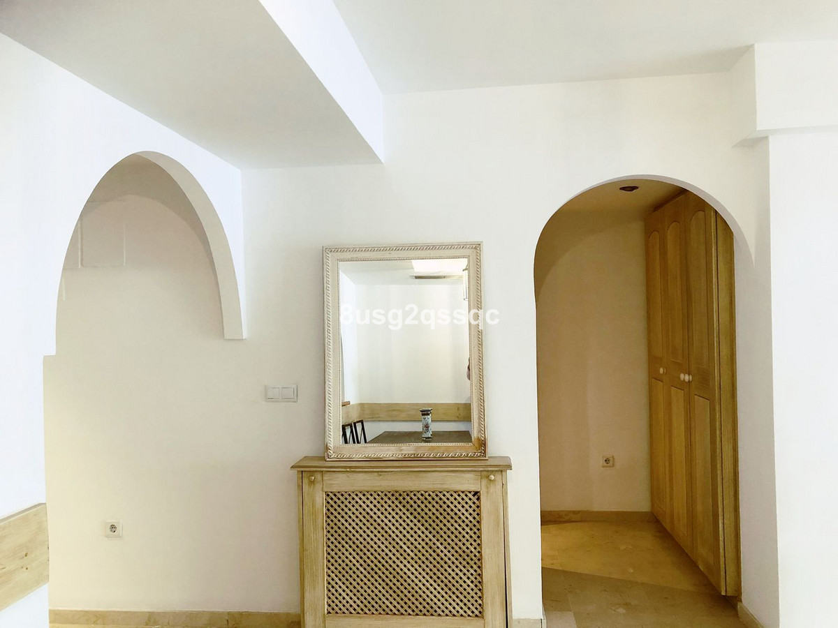 https://cdn.resales-online.com/public/8usg2qssqc/properties/bb7972c99bd911eda53f0217bc231ef4/w1200/59-17d8b885cf42a1c7af91ef6c5fd5a0e0.jpg?v=1674756887