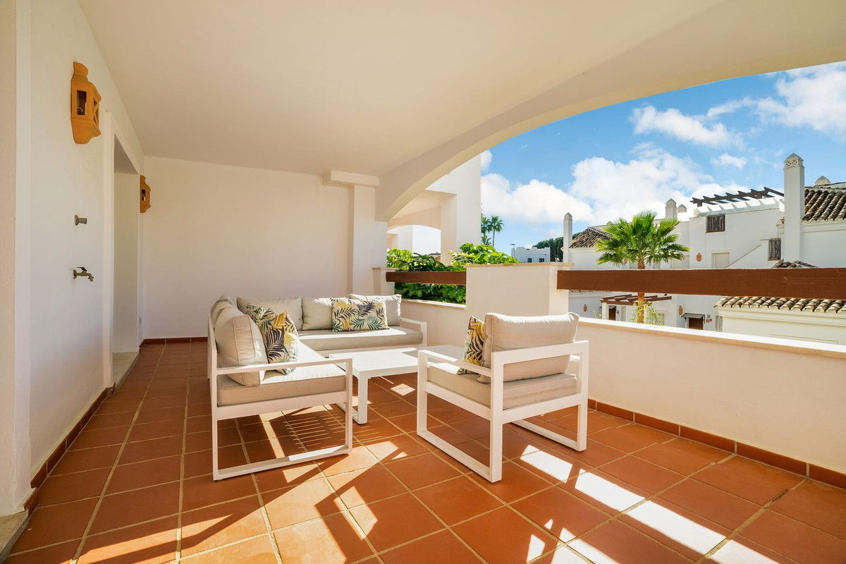 https://cdn.resales-online.com/public/dmbme36kle/properties/15eb57a695da11eda53f0217bc231ef4/w1200/3-e898b2bb2a2fdfd06d2c39894dce8316.jpg?v=1673903773