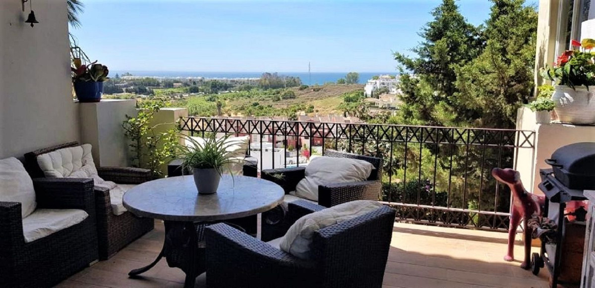 https://cdn.resales-online.com/public/ey0m1da3ou/properties/4ae1a56a952111eda53f0217bc231ef4/w1200/1-7980e48d732b6fc85c14b43b94d2aa54.jpg?v=1673825593