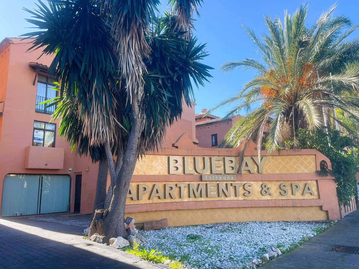 https://cdn.resales-online.com/public/yh5g8asaid/properties/49dfdef1912111ed98460217bc231ef4/w1200/1-7980e48d732b6fc85c14b43b94d2aa54.jpg?v=1673454079