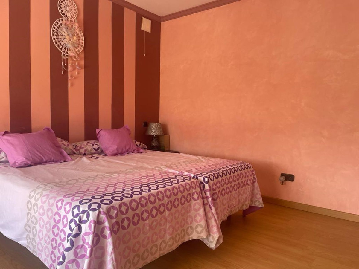 https://cdn.resales-online.com/public/u6447mvlgg/properties/0f262bad4ed511ed98460217bc231ef4/w1200/13-5fd73dea700db77384c091ca9818b1a9.jpg?v=1666095548