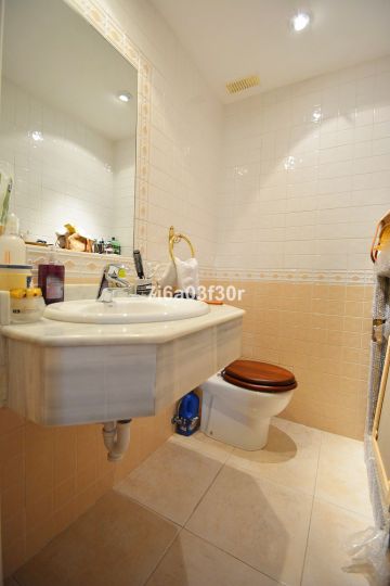 https://cdn.resales-online.com/public/7i6a03f30r/properties/fa65cbf8325911eca97d0217bc231ef4/w1200/11-20939a0134ad724a8cb2a801094d15a4.jpg?v=1635254161