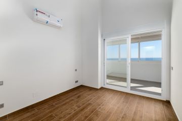 https://cdn.resales-online.com/public/y319akz17d/properties/24a7da32f82011ea828306907717b01e/w1200/13-5fd73dea700db77384c091ca9818b1a9.jpg?v=1672144749