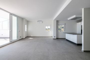 https://cdn.resales-online.com/public/y319akz17d/properties/24a7da32f82011ea828306907717b01e/w1200/5-3595ad71cbd87be6c3643a4285ef4791.jpg?v=1672144749
