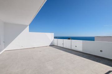 https://cdn.resales-online.com/public/y319akz17d/properties/24a7da32f82011ea828306907717b01e/w1200/9-467d0cee5b725f3ef65f102a0c2e69c0.jpg?v=1672144749