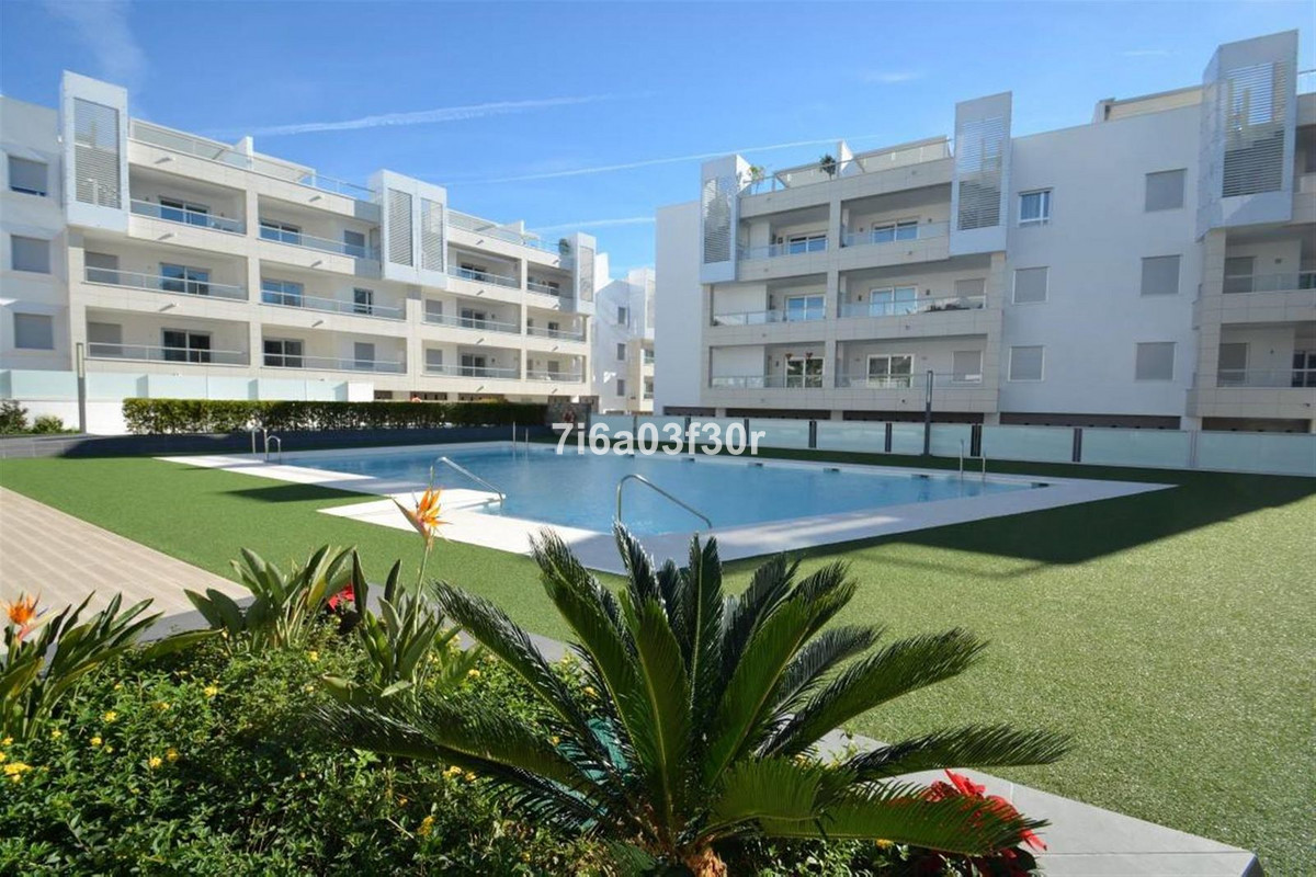 https://cdn.resales-online.com/public/7i6a03f30r/properties/waelmyguvzfgswl/w1200/1-7980e48d732b6fc85c14b43b94d2aa54.jpg?v=1652790428