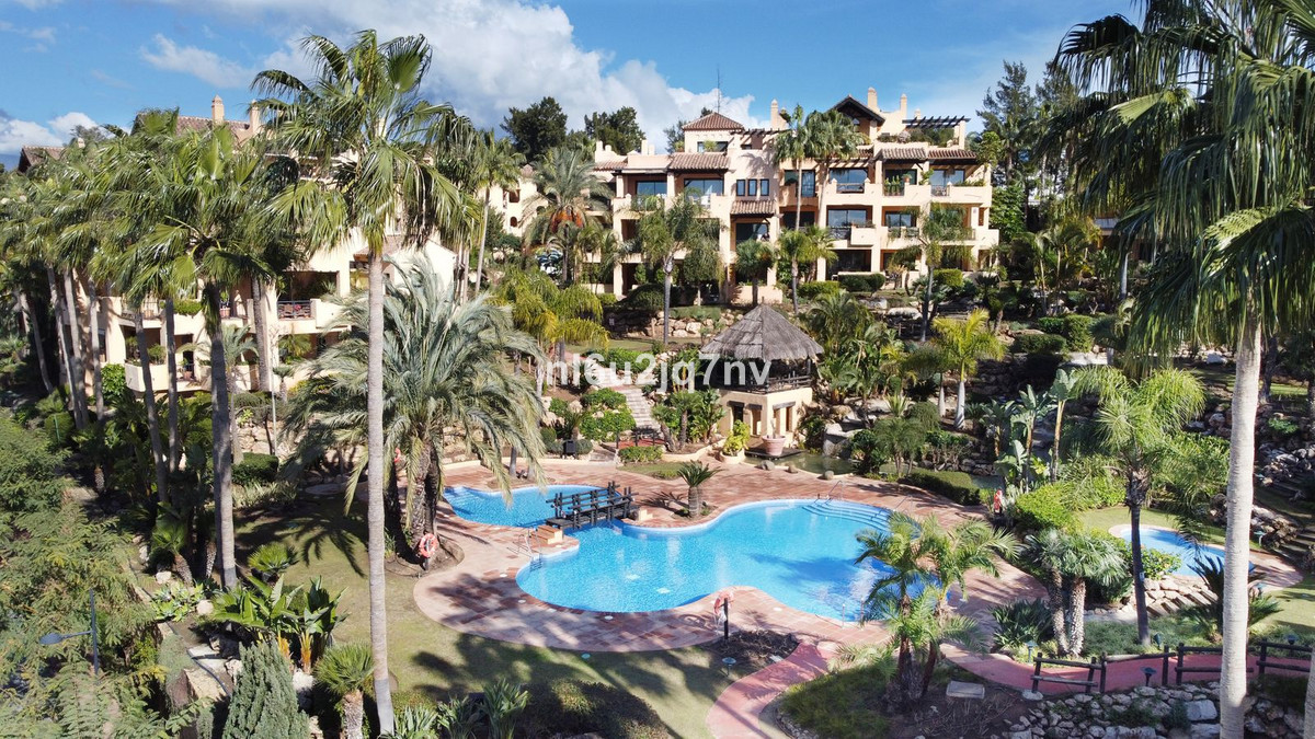 https://cdn.resales-online.com/public/nl6u2jq7nv/properties/f26919c09cc811eda53f0217bc231ef4/w1200/1-7980e48d732b6fc85c14b43b94d2aa54.jpg?v=1675081044