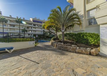 https://cdn.resales-online.com/public/vvmdwbkuht/properties/aa91fd6d4be911ed98460217bc231ef4/w1200/18-cc72f169493c096e712837ff5d8b6e41.jpg?v=1666003620