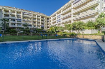https://cdn.resales-online.com/public/vvmdwbkuht/properties/aa91fd6d4be911ed98460217bc231ef4/w1200/19-d0ed7da2012a09046d307c195d98e7d6.jpg?v=1666003620