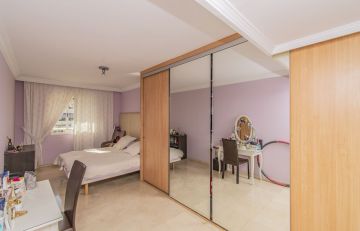 https://cdn.resales-online.com/public/vvmdwbkuht/properties/aa91fd6d4be911ed98460217bc231ef4/w1200/6-241328e1bcc9c0d8ce1222beb6c967a8.jpg?v=1666003620