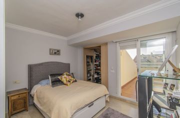 https://cdn.resales-online.com/public/vvmdwbkuht/properties/aa91fd6d4be911ed98460217bc231ef4/w1200/9-467d0cee5b725f3ef65f102a0c2e69c0.jpg?v=1666003620