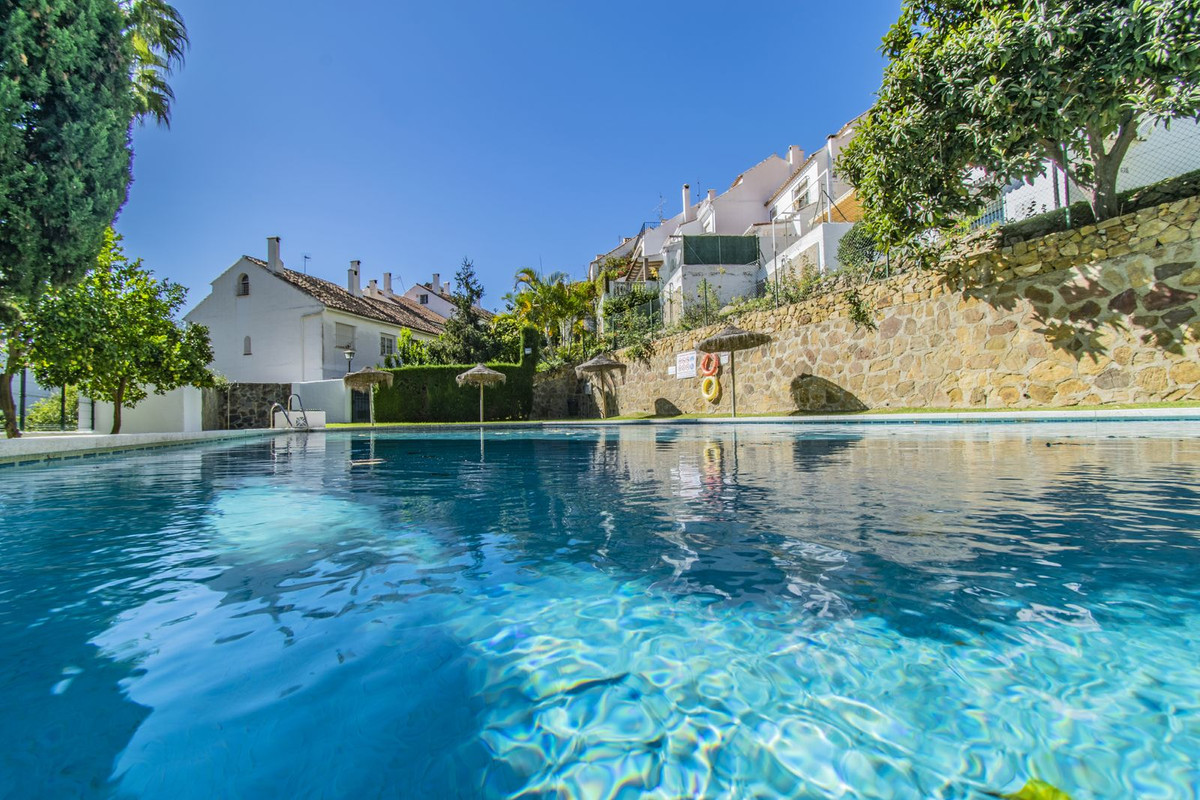 https://cdn.resales-online.com/public/vvmdwbkuht/properties/6d23a117a9f211ed84bd0217bc231ef4/w1200/1-7980e48d732b6fc85c14b43b94d2aa54.jpg?v=1676113019