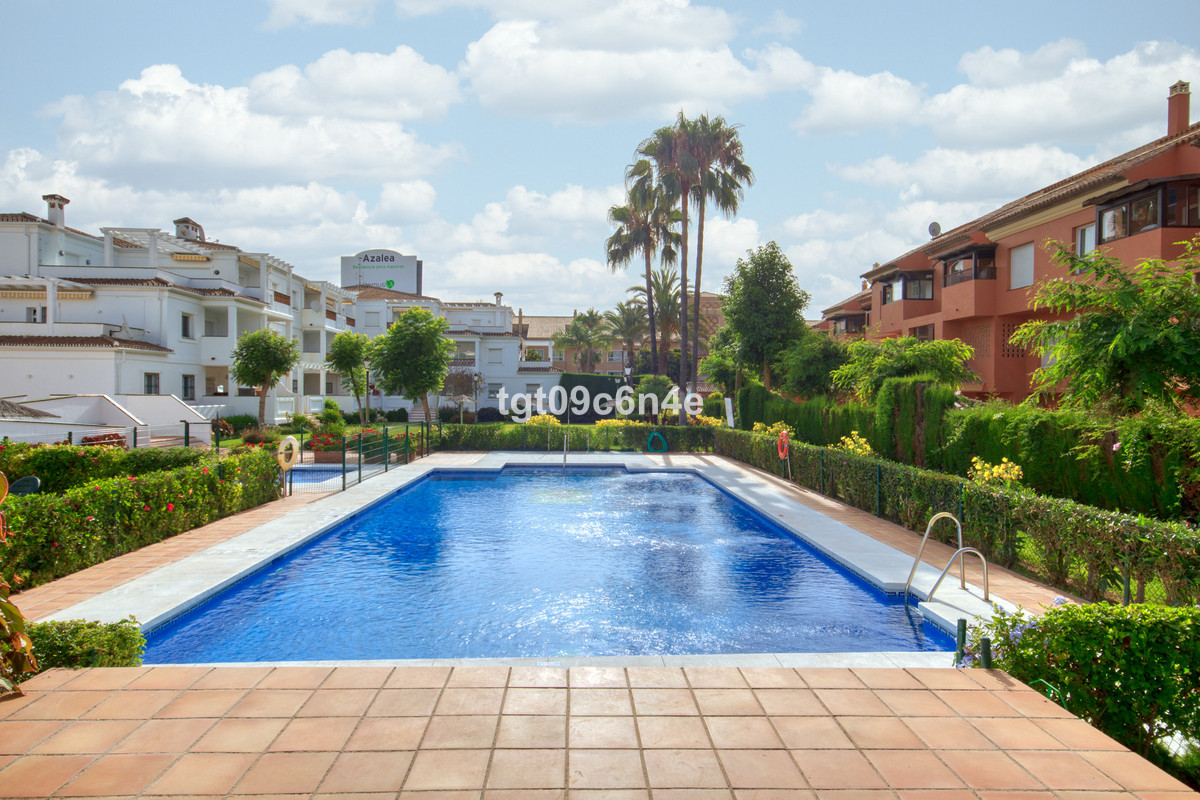 https://cdn.resales-online.com/public/tgt09c6n4e/properties/1586967ca83811ed84bd0217bc231ef4/w1200/1-7980e48d732b6fc85c14b43b94d2aa54.jpg?v=1675923035