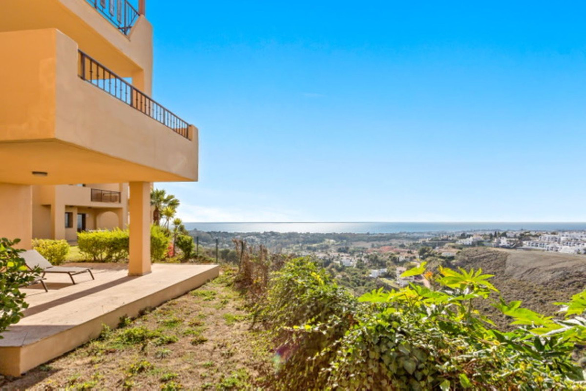 https://cdn.resales-online.com/public/chfsu09gjg/properties/b1065627b1d911ed84bd0217bc231ef4/w1200/1-7980e48d732b6fc85c14b43b94d2aa54.jpg?v=1676983803