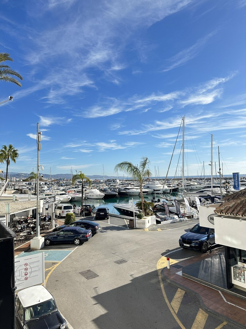 https://cdn.resales-online.com/public/1k5stslnpi/properties/2ed375dfbe4011ed84bd0217bc231ef4/w1200/1-7980e48d732b6fc85c14b43b94d2aa54.jpg?v=1678345439