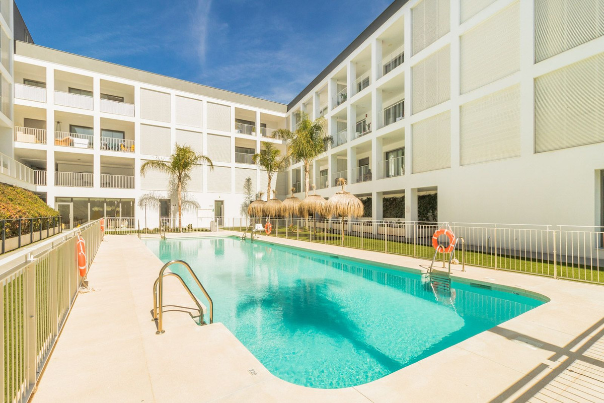 https://cdn.resales-online.com/public/79qigcpn4i/properties/87c78564c1bf11ed84bd0217bc231ef4/w1200/1-7980e48d732b6fc85c14b43b94d2aa54.jpg?v=1678873180