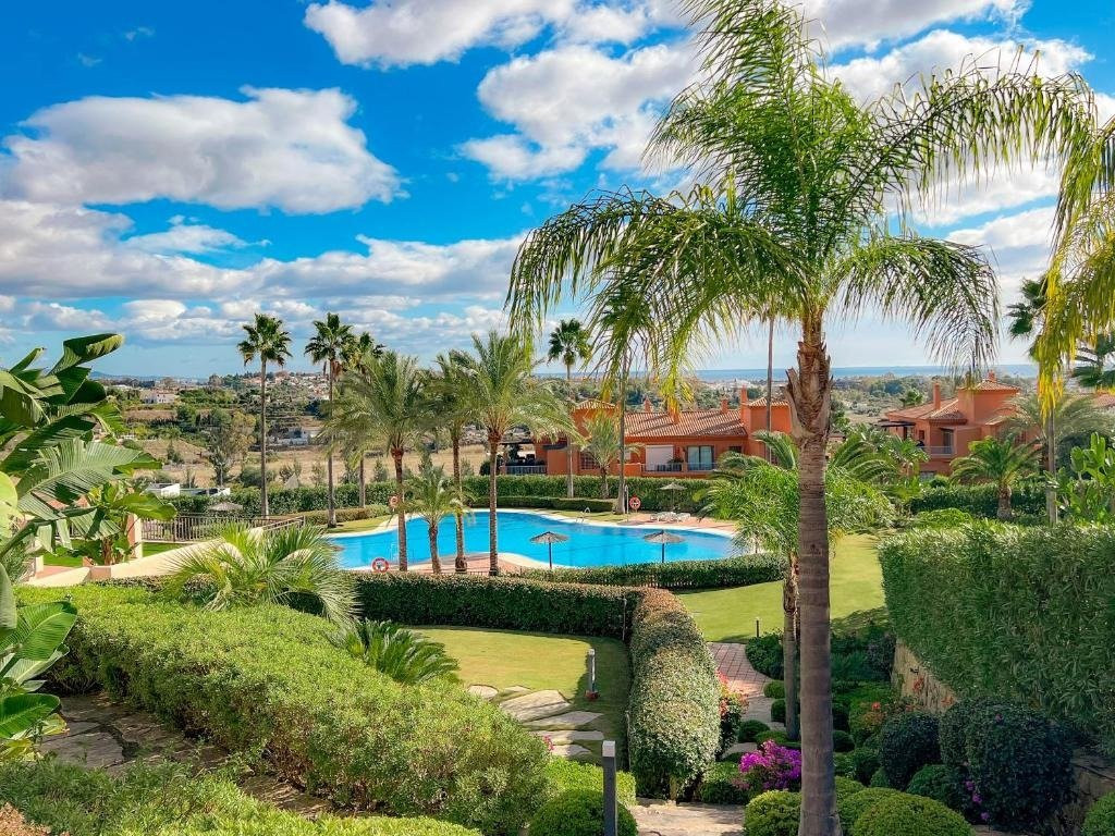 https://cdn.resales-online.com/public/lcjzvgh5il/properties/af17d74ebe8211ed84bd0217bc231ef4/w1200/1-7980e48d732b6fc85c14b43b94d2aa54.jpg?v=1678374001