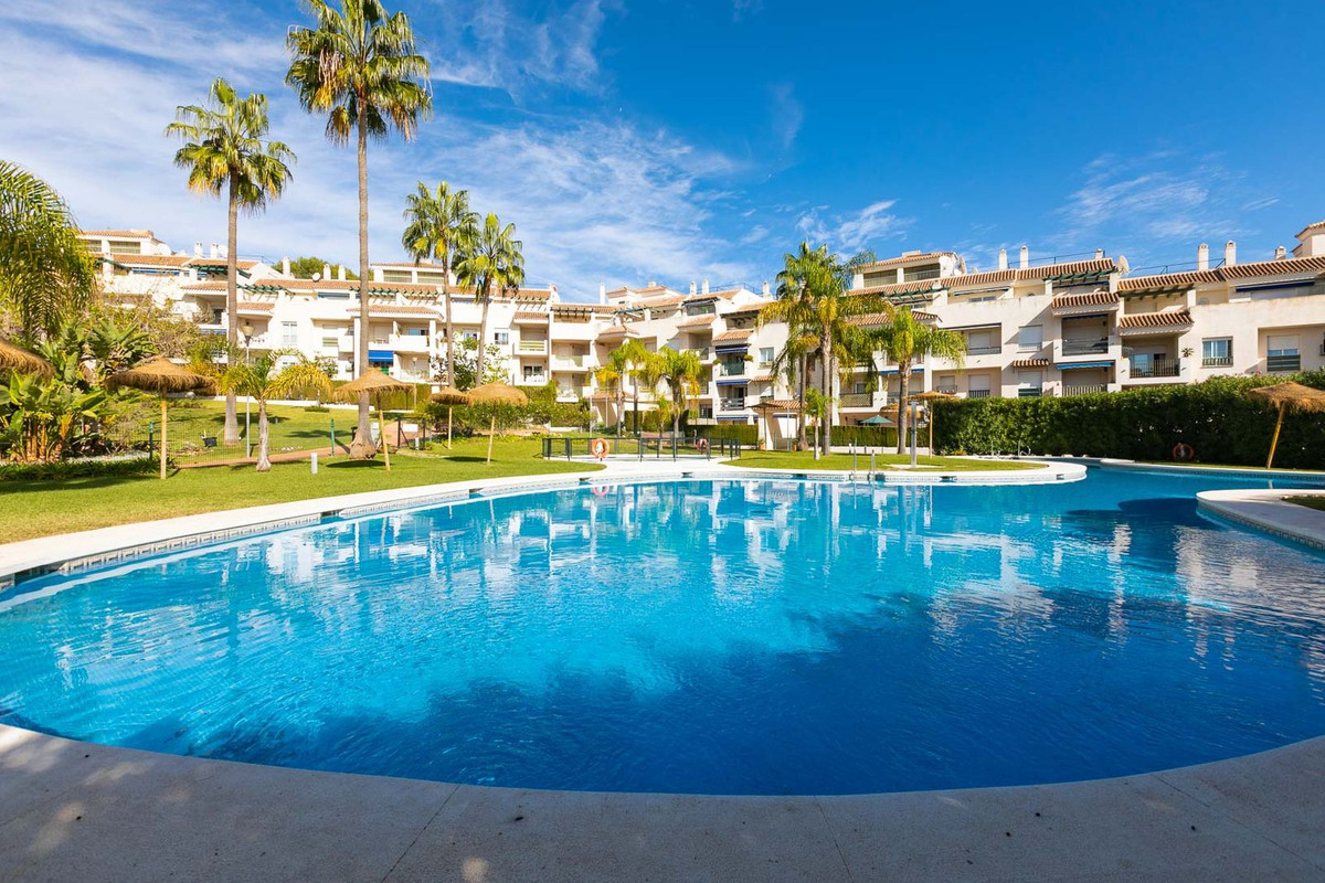https://cdn.resales-online.com/public/knpnbip8v0/properties/c5a5d267a7c811ed84bd0217bc231ef4/w1200/1-7980e48d732b6fc85c14b43b94d2aa54.jpg?v=1675875812