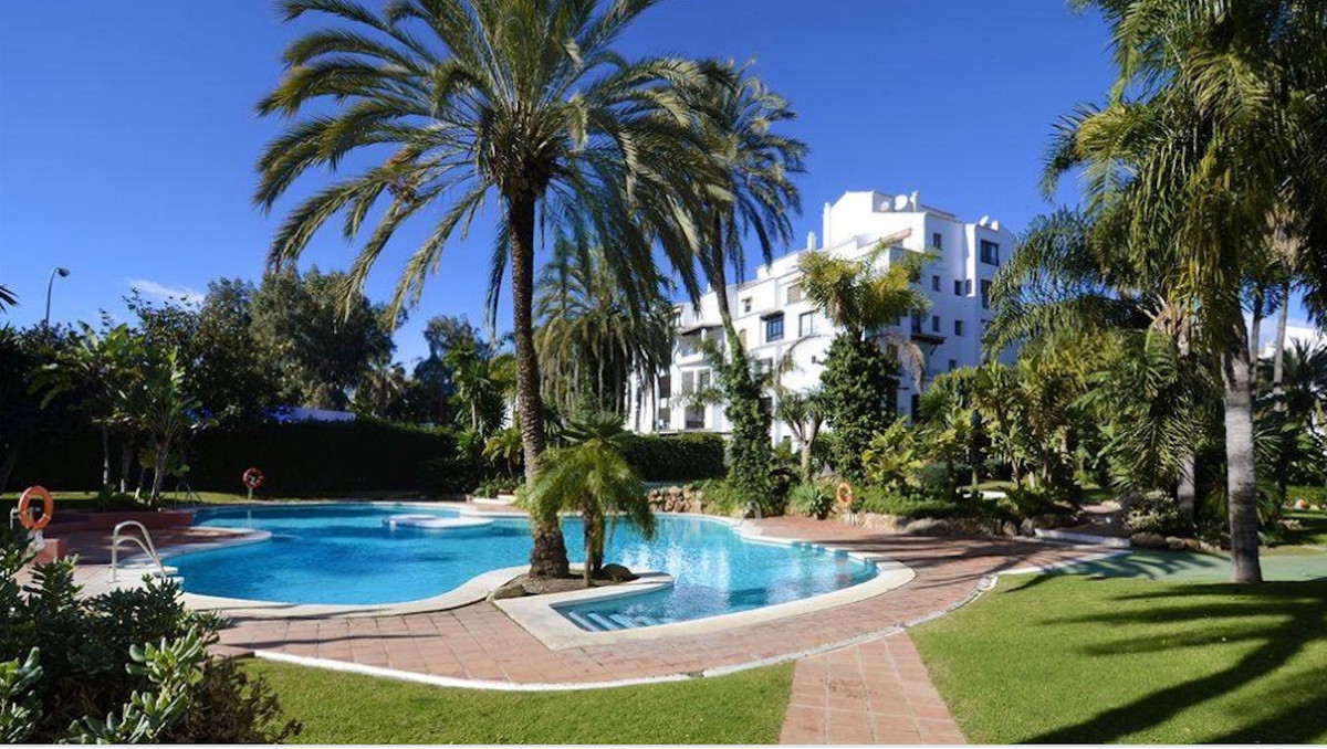 https://cdn.resales-online.com/public/frn6qdl71g/properties/d3b0d5f1c72a11ed84bd0217bc231ef4/w1200/1-7980e48d732b6fc85c14b43b94d2aa54.jpg?v=1679325827
