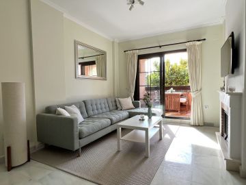 https://cdn.resales-online.com/public/5em70cvk9j/properties/e6a5bb45c4b511ed84bd0217bc231ef4/w1200/1-7980e48d732b6fc85c14b43b94d2aa54.jpg?v=1679062643