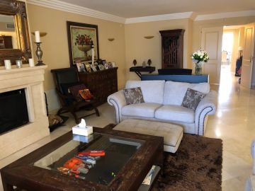 https://cdn.resales-online.com/public/nvld4a9hqd/properties/dcbelqhesmfeliu/w1200/1-7980e48d732b6fc85c14b43b94d2aa54.jpg?v=1554208326