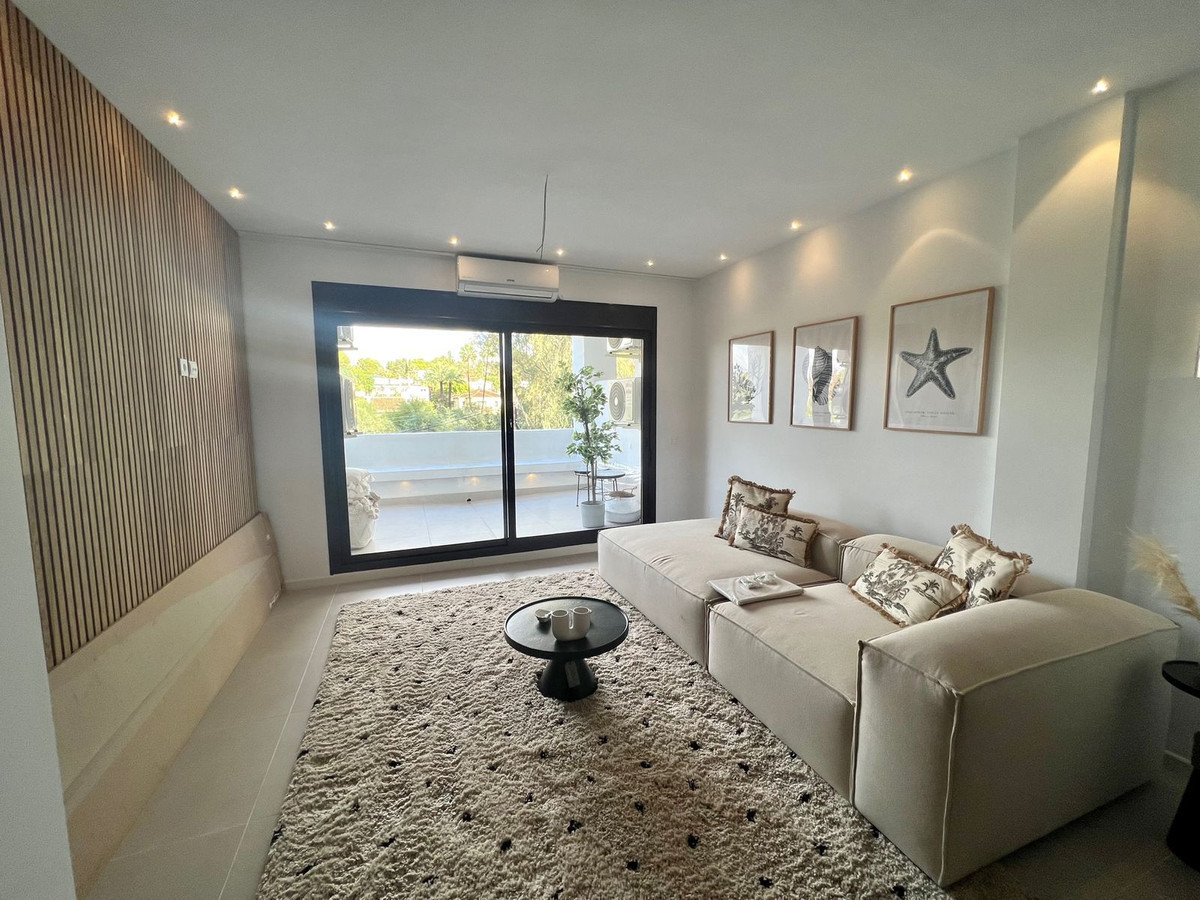 https://cdn.resales-online.com/public/92cqrna9i0/properties/d7e362027c9111ed98460217bc231ef4/w1200/1-7980e48d732b6fc85c14b43b94d2aa54.jpg?v=1674665512