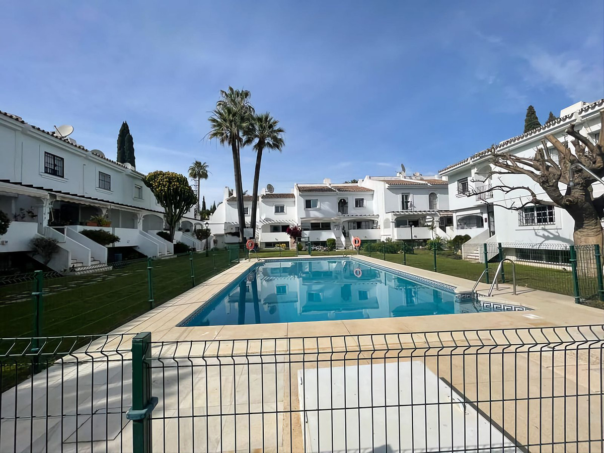 https://cdn.resales-online.com/public/6pcoehzhpl/properties/b5f115f7b8f211ed84bd0217bc231ef4/w1200/1-7980e48d732b6fc85c14b43b94d2aa54.jpg?v=1680021259