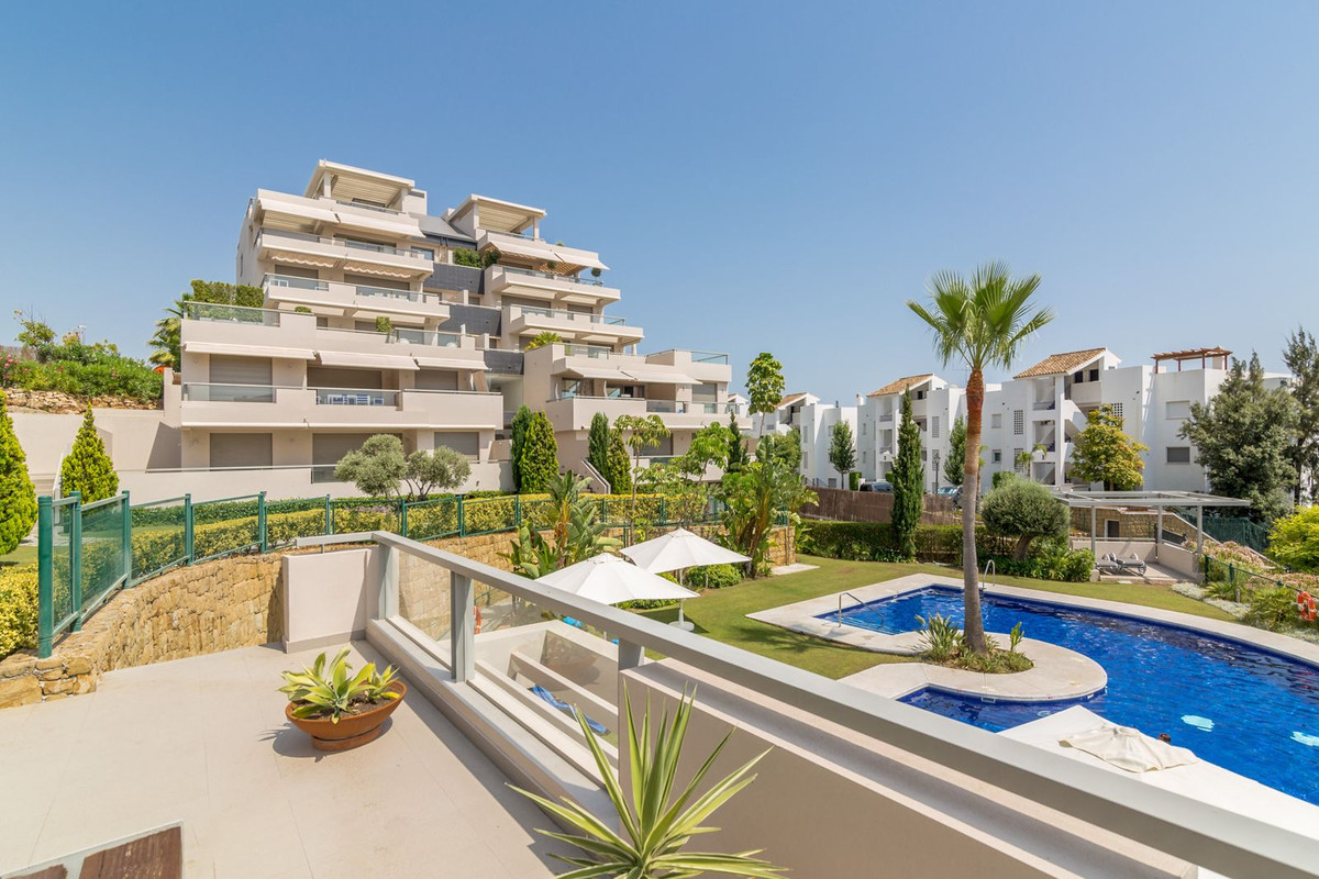 https://cdn.resales-online.com/public/sdgb87dcla/properties/52e4e90be03411ed84bd0217bc231ef4/w1200/4-c23c0f86247804fa50226aecd8b0b2c8.jpg?v=1682327408