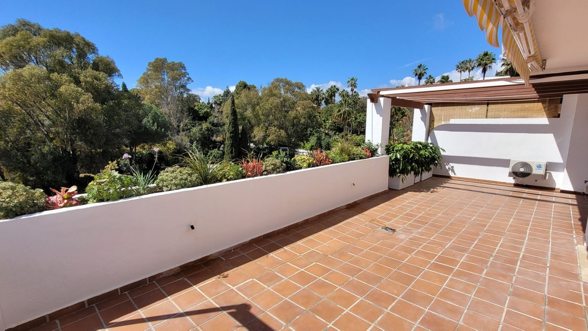 https://cdn.resales-online.com/public/89kcvpt69u/properties/257facc4c96c11ed84bd0217bc231ef4/w1200/1-7980e48d732b6fc85c14b43b94d2aa54.jpg?v=1680535952