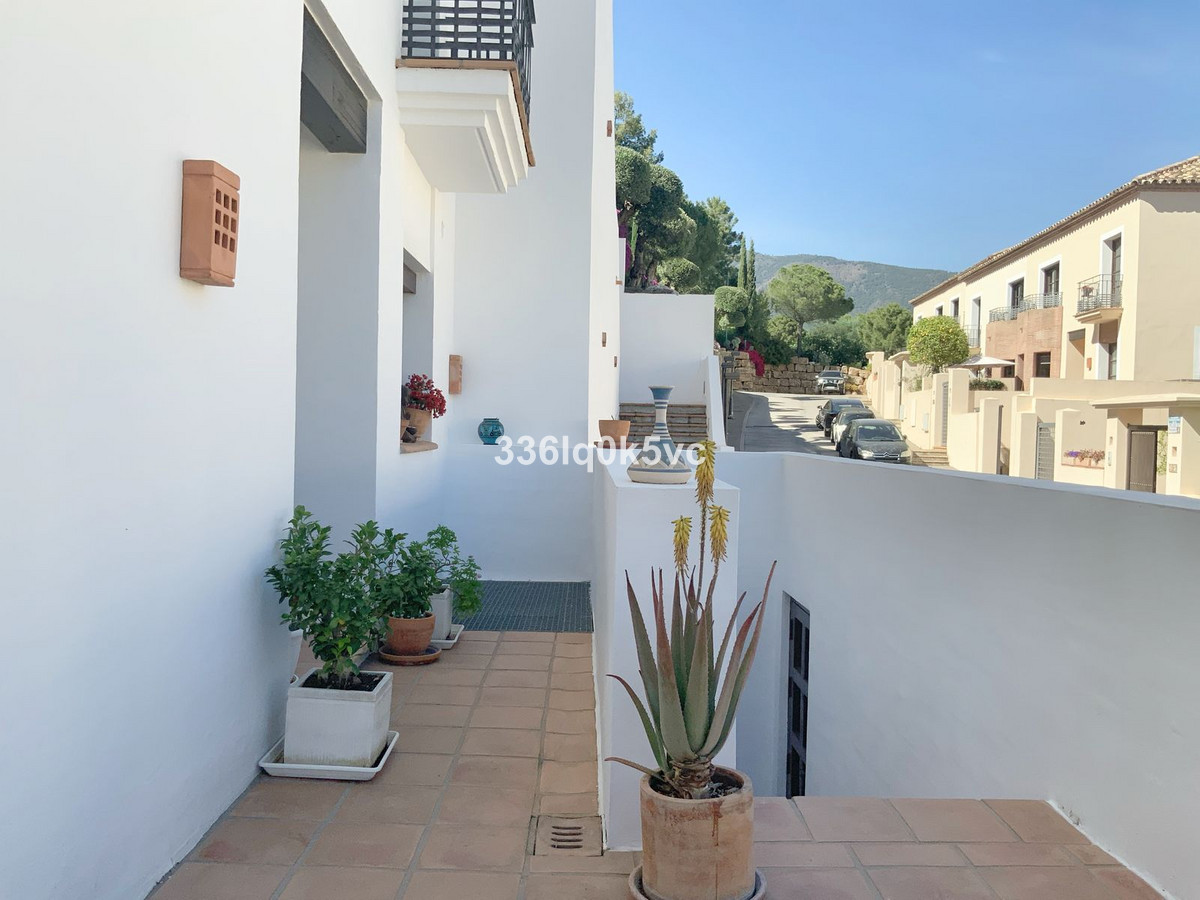 https://cdn.resales-online.com/public/336lq0k5vc/properties/243cdf38e37911edb6600217bc231ef4/w1200/1-7980e48d732b6fc85c14b43b94d2aa54.jpg?v=1682508093
