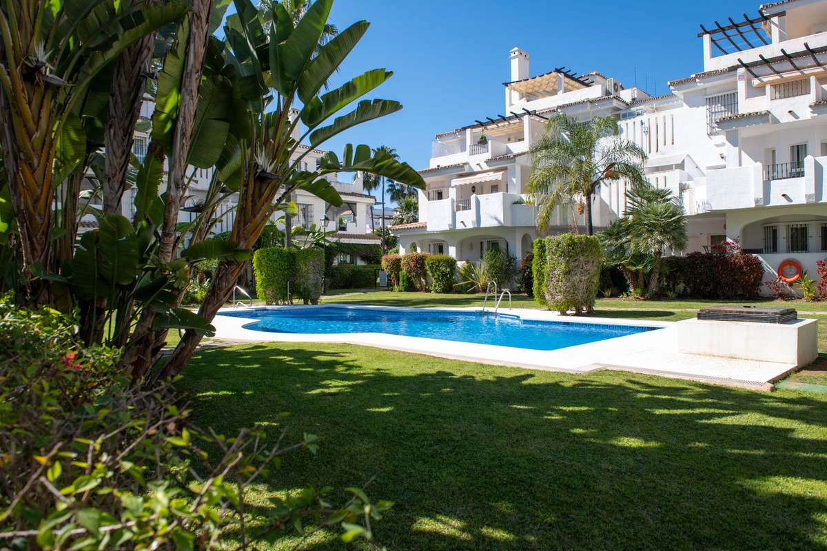 https://cdn.resales-online.com/public/6pcoehzhpl/properties/1594ad49f87c11edb6600217bc231ef4/w1200/1-7980e48d732b6fc85c14b43b94d2aa54.jpg?v=1684756653