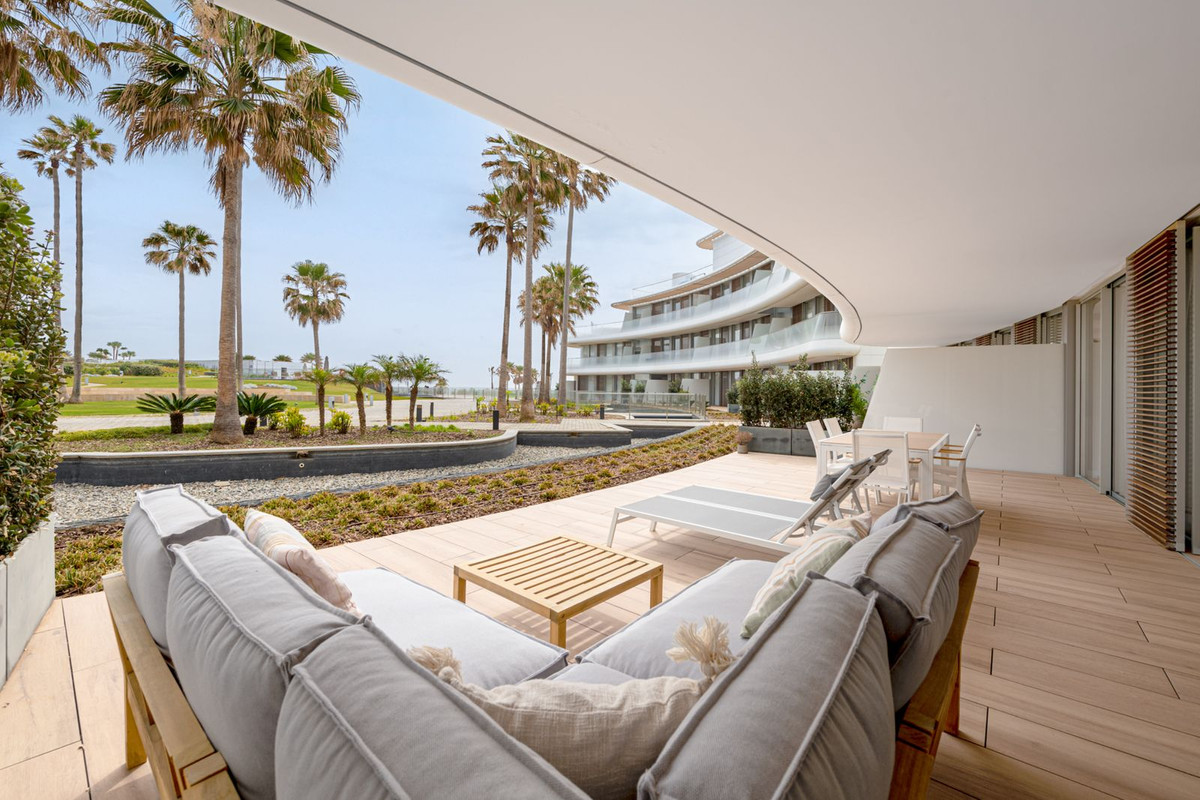 https://cdn.resales-online.com/public/mj02ds57jc/properties/69a0c766fae611edb6600217bc231ef4/w1200/1-7980e48d732b6fc85c14b43b94d2aa54.jpg?v=1685014419