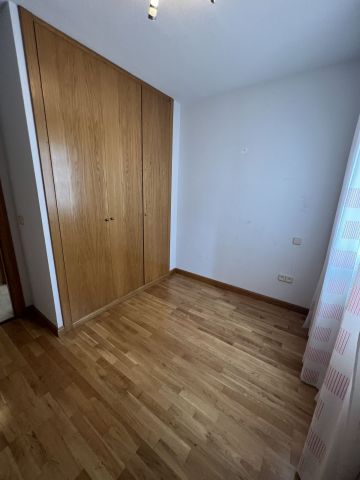 https://cdn.resales-online.com/public/aa2saqz9w9/properties/f860765dfa3211edb6600217bc231ef4/w1200/11-20939a0134ad724a8cb2a801094d15a4.jpg?v=1684936976