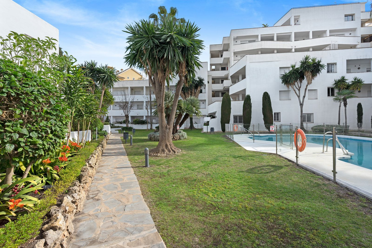 https://cdn.resales-online.com/public/dgyqokxuap/properties/5dbb8a90fa3211edb6600217bc231ef4/w1200/18-cc72f169493c096e712837ff5d8b6e41.jpg?v=1684936961