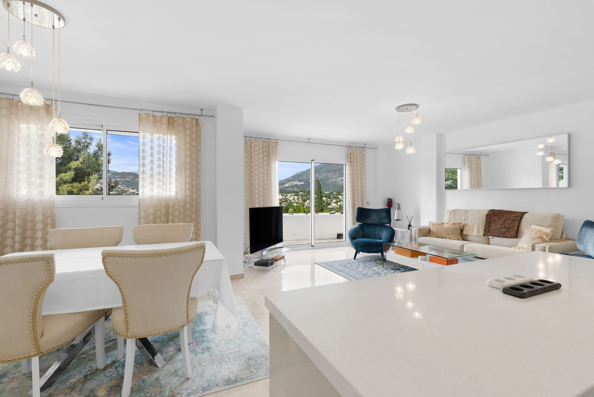 https://cdn.resales-online.com/public/dgyqokxuap/properties/5dbb8a90fa3211edb6600217bc231ef4/w1200/4-c23c0f86247804fa50226aecd8b0b2c8.jpg?v=1684936961