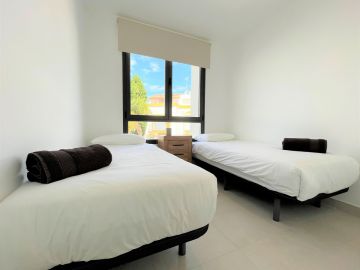 https://cdn.resales-online.com/public/u3l2ad5ic9/properties/1ced630df94a11edb6600217bc231ef4/w1200/32-e7f90ea5feef5e01d64d74d6b6d8a834.jpg?v=1685446148