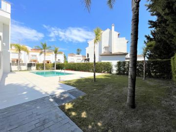 https://cdn.resales-online.com/public/u3l2ad5ic9/properties/1ced630df94a11edb6600217bc231ef4/w1200/59-17d8b885cf42a1c7af91ef6c5fd5a0e0.jpg?v=1685446148