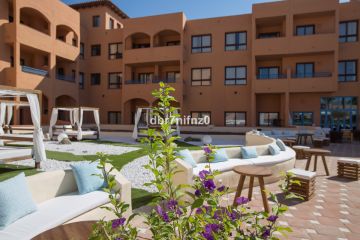https://cdn.resales-online.com/public/dbr7nifnz0/properties/e0825a36c93911ed84bd0217bc231ef4/w1200/14-d70dc3102c00d7be0e872dfe1c1f86d7.jpg?v=1679552193