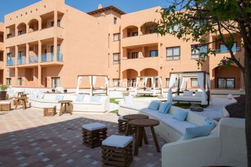 https://cdn.resales-online.com/public/dbr7nifnz0/properties/e0825a36c93911ed84bd0217bc231ef4/w1200/16-ec67b526875bf0124b6ce4328a754439.jpg?v=1679552193